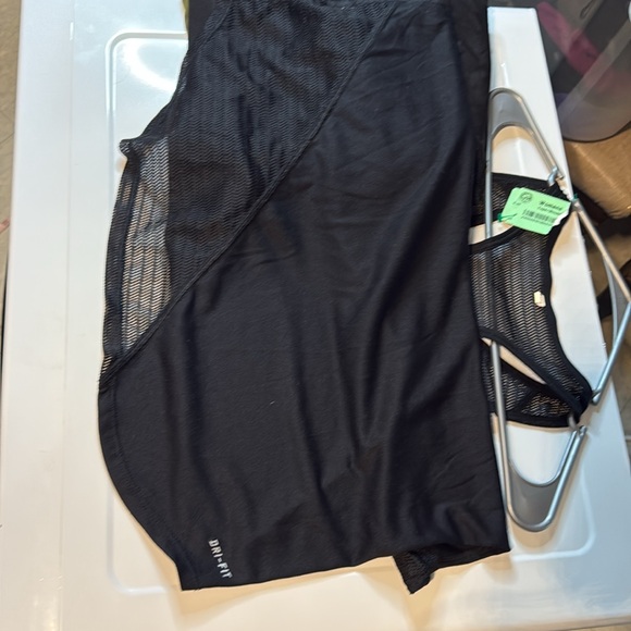 Nike dry fit rarcer back - Picture 5 of 6